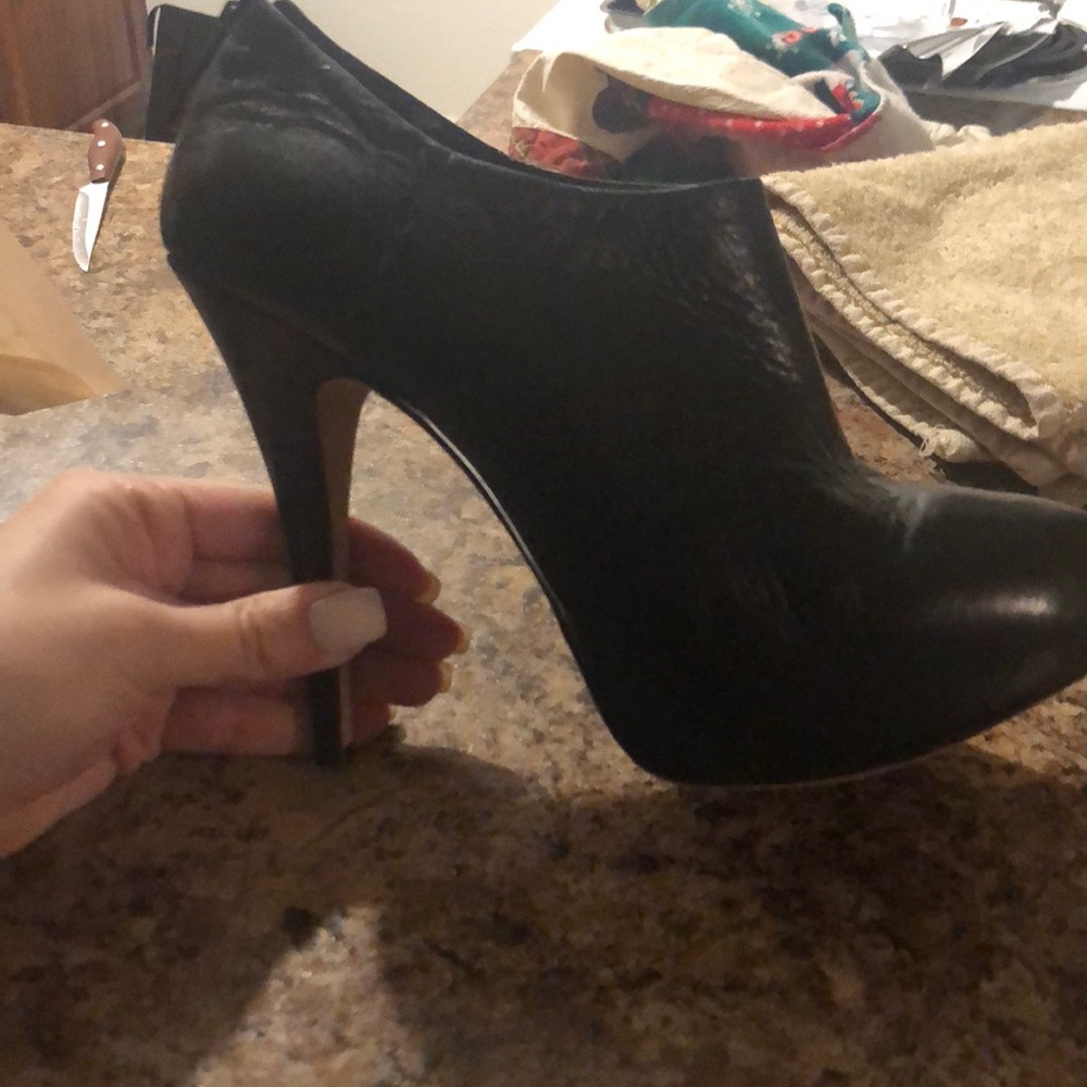 Vince camuto bootie heel